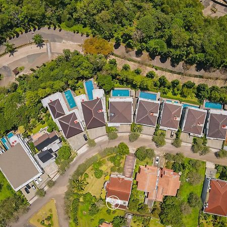 Tulip Hill View Villa 5 Bedrooms With A Private Swimming Pool Μπαντούνγκ Εξωτερικό φωτογραφία