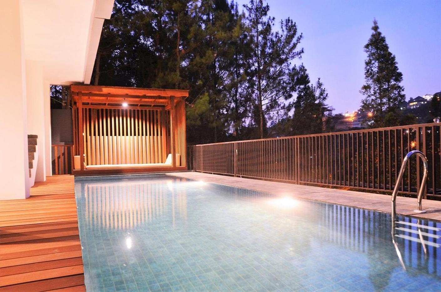 Tulip Hill View Villa 5 Bedrooms With A Private Swimming Pool Μπαντούνγκ Εξωτερικό φωτογραφία